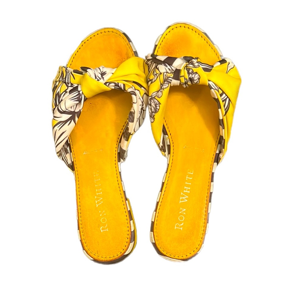 Yellow Shoes with Comfortable Fit and Stylish Design Made in Italy